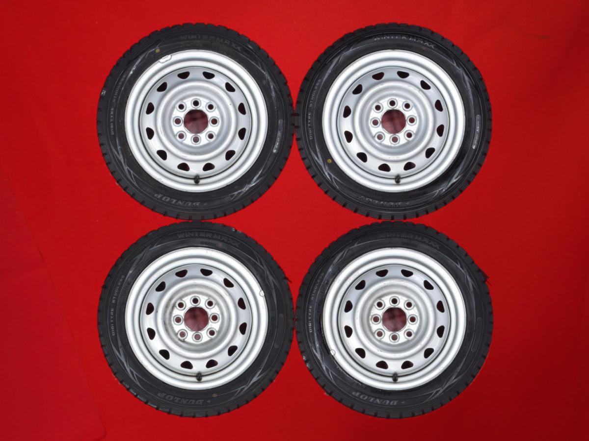 ダンロップ ウィンター MAXX 01(WM01) DUNLOP WINTER MAXX 01 165/60R14 75Q マルチスチール 〈キャップ無〉 4.5Jx14 +45 4/100 114.3 シルバー(銀色)系 eKカスタム タウンボックス ブラボー エブリイ ソリオ エブリイ ワゴン eKワゴン スクラムワゴン eKアクティブ トッポ