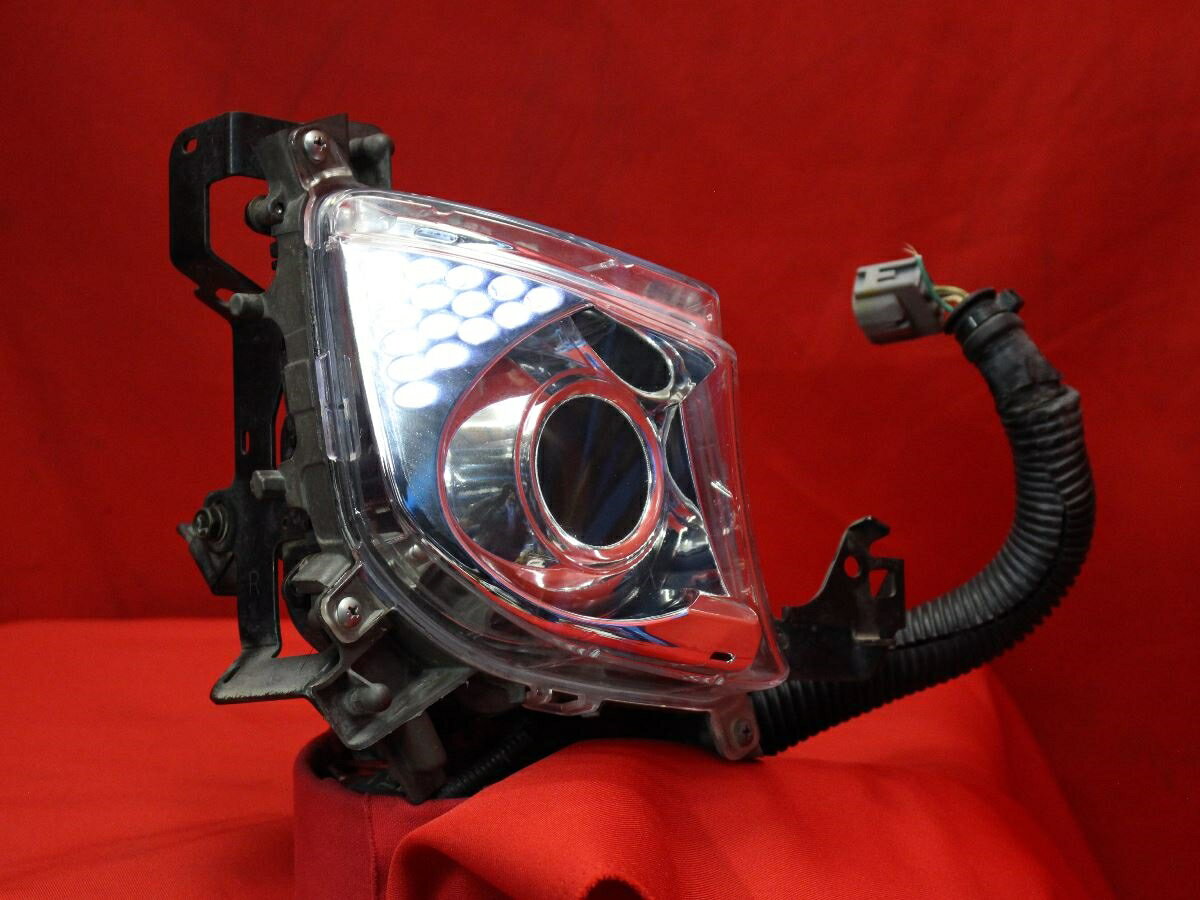 レクサス IS 純正オプション ディスチャージフォグランプ&デイタイムランニングランプ