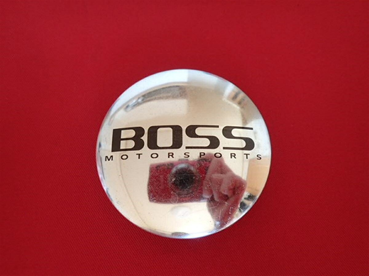 ●商品情報 BOSS MOTORSPORTS 中古センターキャップ1枚の出品です。全体的にキズ、変色またはくすみがあります。プラスチック製、銀色です。刻印 3184☆キャップを傷つけてしまった方、破損してしまった方、いつの間にか知らないうちに飛んで行って失くしてしまった方、経年劣化により使用出来なくなってしまった方など、単品でお探しの方におススメです！！☆【寸法・程度について】【程度について】キズ等の程度につきましては画像にてご確認ください。表記は省略させて頂いておりますのでご了解ください。【寸法】※すべて実測値です画像にてご確認下さい。測定個所は下記の部分となります。全幅(直径)・裏面取付部径・厚さ(高さ)ジャンクCP5204596 社外 キャップ 商品番号 P005204596 （お問い合わせの際にはこの番号をお伝え下さい） 部品名 キャップ 証明書 無 保証書 なし 取扱説明書 無 当店評価 ジャンクC スペック 送料（税別） 1,000円 ※沖縄県や離島の場合は中継料が加算されます 当店は中古専門店です。商品画像をよくご確認の上ご購入下さい。 お気に召しませんでしたか？ 当店には数万点の商品があります。 他の商品もぜひご検討ください。 この店舗の他の商品も見てみる