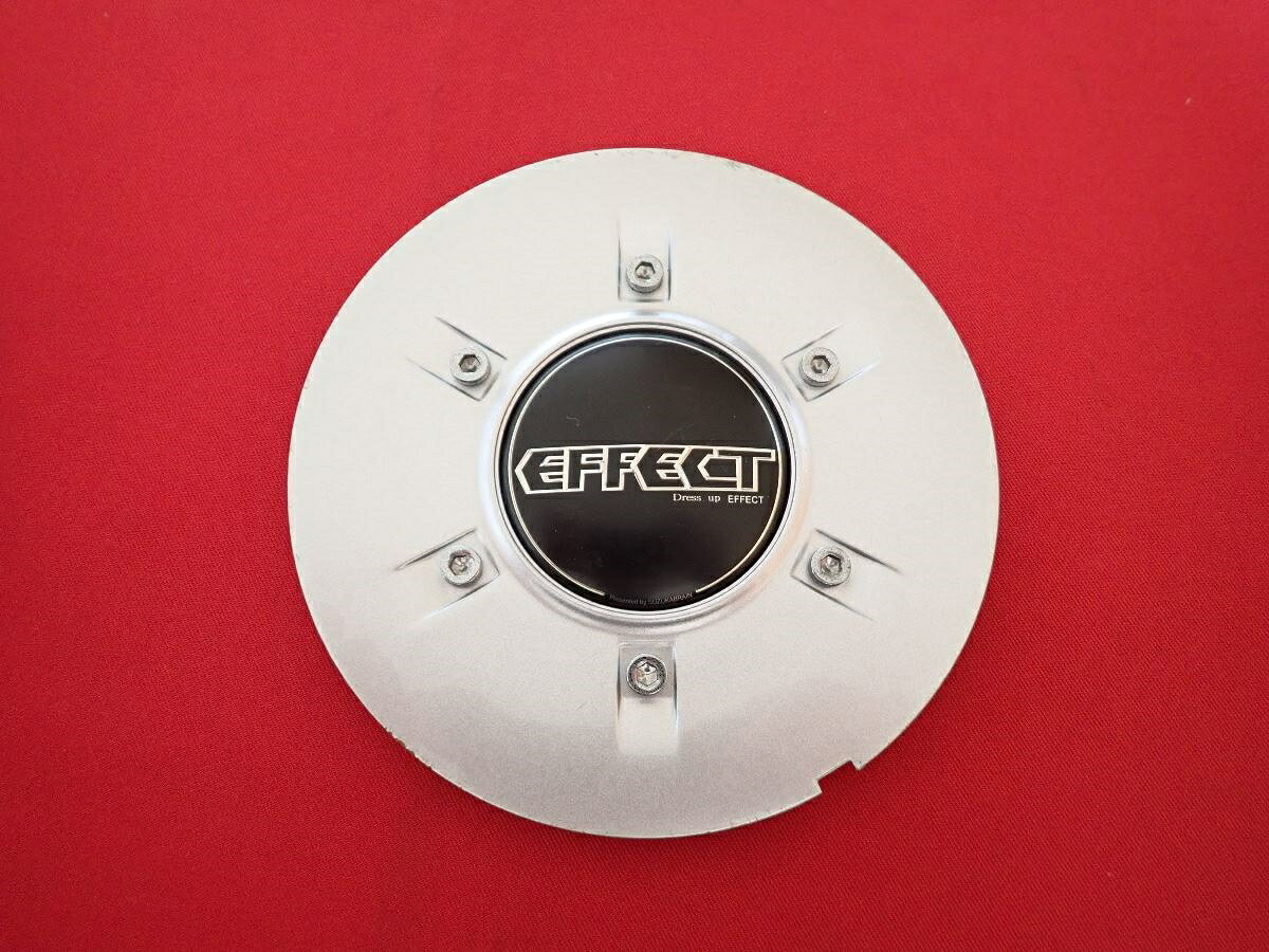 ●商品情報 EFFECT 中古センターキャップ1枚の出品です。全体的にキズ、変色またはくすみがあります。プラスチック製、銀色×黒色です。刻印 C-G63☆キャップを傷つけてしまった方、破損してしまった方、いつの間にか知らないうちに飛んで行って失くしてしまった方、経年劣化により使用出来なくなってしまった方など、単品でお探しの方におススメです！！☆【寸法・程度について】【程度について】キズ等の程度につきましては画像にてご確認ください。表記は省略させて頂いておりますのでご了解ください。【寸法】※すべて実測値です画像にてご確認下さい。測定個所は下記の部分となります。全幅(直径)・裏面取付部径・厚さ(高さ)ジャンクBP5205113 社外 キャップ 商品番号 P005205113 （お問い合わせの際にはこの番号をお伝え下さい） 部品名 キャップ 証明書 無 保証書 なし 取扱説明書 無 当店評価 ジャンクB スペック 送料（税別） 1,000円 ※沖縄県や離島の場合は中継料が加算されます 当店は中古専門店です。商品画像をよくご確認の上ご購入下さい。 お気に召しませんでしたか？ 当店には数万点の商品があります。 他の商品もぜひご検討ください。 この店舗の他の商品も見てみる