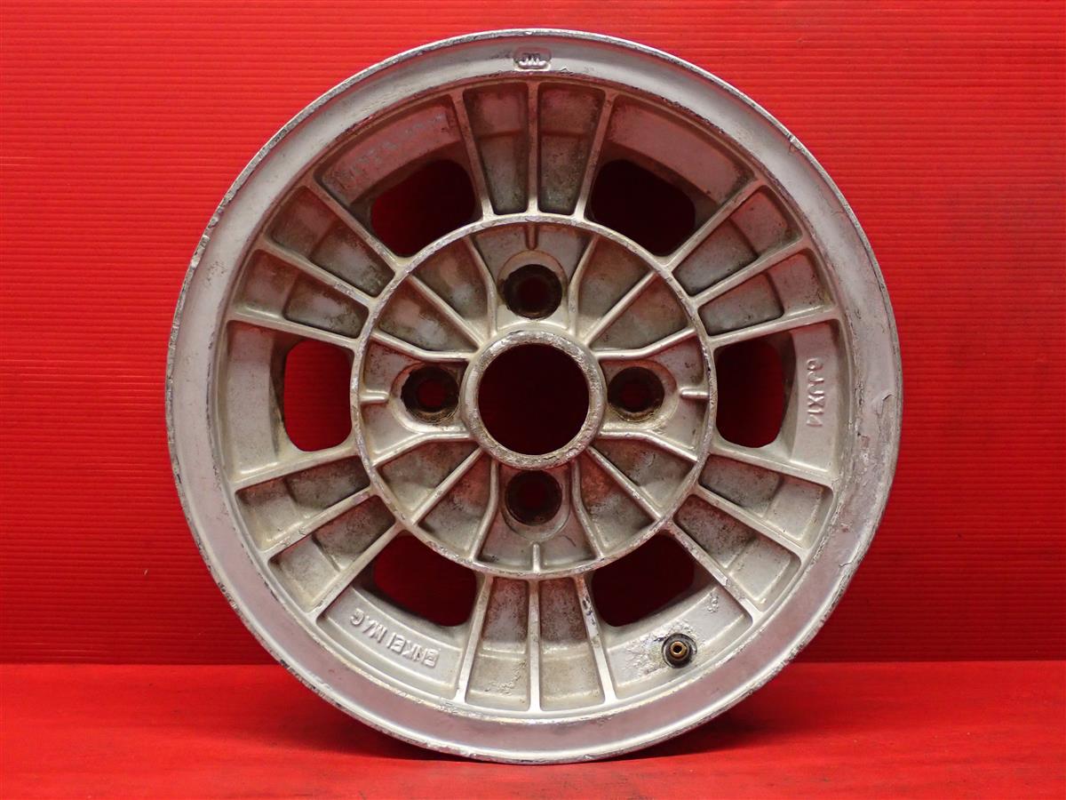 エンケイ MAG レーシング 6Jx14 +20 4/114.3 シルバー(銀色)系