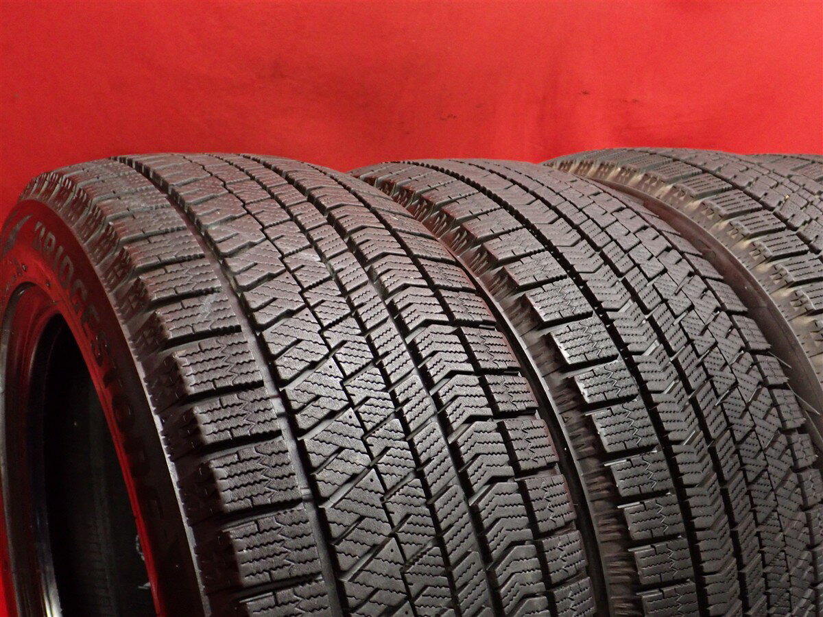 ブリヂストン ブリザック VRX2 BRIDGESTONE BLIZZAK VRX2 225/50R17 94Q 235/50R17 96Q2シリーズ クーペ 3008 3シリーズ セダン 3シリーズ ツーリング 4シリーズ クーペ 4シリーズ グランクーペ 5シリーズ セダン 5シリーズ ツーリング 607 9-3 スポーツ エステート A4 A4