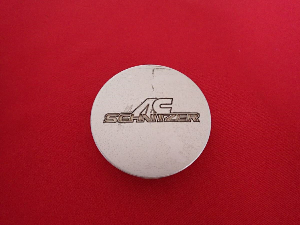 ●商品情報 AC SCHNITZER シュニッツァー中古センターキャップ1枚の出品です。全体的にキズ、変色またはくすみ、ハゲまたは色の浮きがあります。プラスチック製、銀色です。刻印 79 089 ＞PA 6.6＜ 36 13 38 97 003 0135☆キャップを傷つけてしまった方、破損してしまった方、いつの間にか知らないうちに飛んで行って失くしてしまった方、経年劣化により使用出来なくなってしまった方など、単品でお探しの方におススメです！！☆【寸法・程度について】【程度について】キズ等の程度につきましては画像にてご確認ください。表記は省略させて頂いておりますのでご了解ください。【寸法】※すべて実測値です画像にてご確認下さい。測定個所は下記の部分となります。全幅(直径)・裏面取付部径・厚さ(高さ)ジャンクCP5205394 社外 キャップ 商品番号 P005205394 （お問い合わせの際にはこの番号をお伝え下さい） 部品名 キャップ 証明書 無 保証書 なし 取扱説明書 無 当店評価 ジャンクC スペック 送料（税別） 1,000円 ※沖縄県や離島の場合は中継料が加算されます 当店は中古専門店です。商品画像をよくご確認の上ご購入下さい。 お気に召しませんでしたか？ 当店には数万点の商品があります。 他の商品もぜひご検討ください。 この店舗の他の商品も見てみる