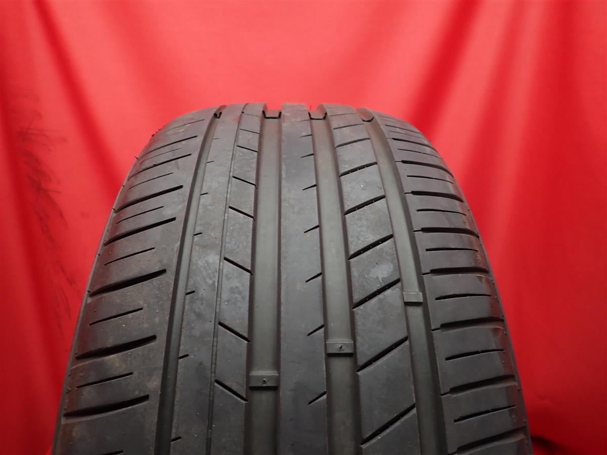 ハビリード Head King S2000 HABILEAD HEAD KING S2000 225/40R18 92W 1シリーズ 2シリーズ クーペ 2シリーズ グランクーペ 308 308SW 360スパイダー 3シリーズ カブリオーレ 911 911 GT3/GT2 911 カレラ4S ターボ 911 ターボS 964 A3 A3 スポーツバック A4 ATS ATSクーペ A