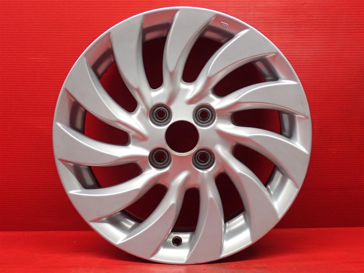 bB (20系)純正 6Jx15 +40 4/100 シルバー(銀色)系