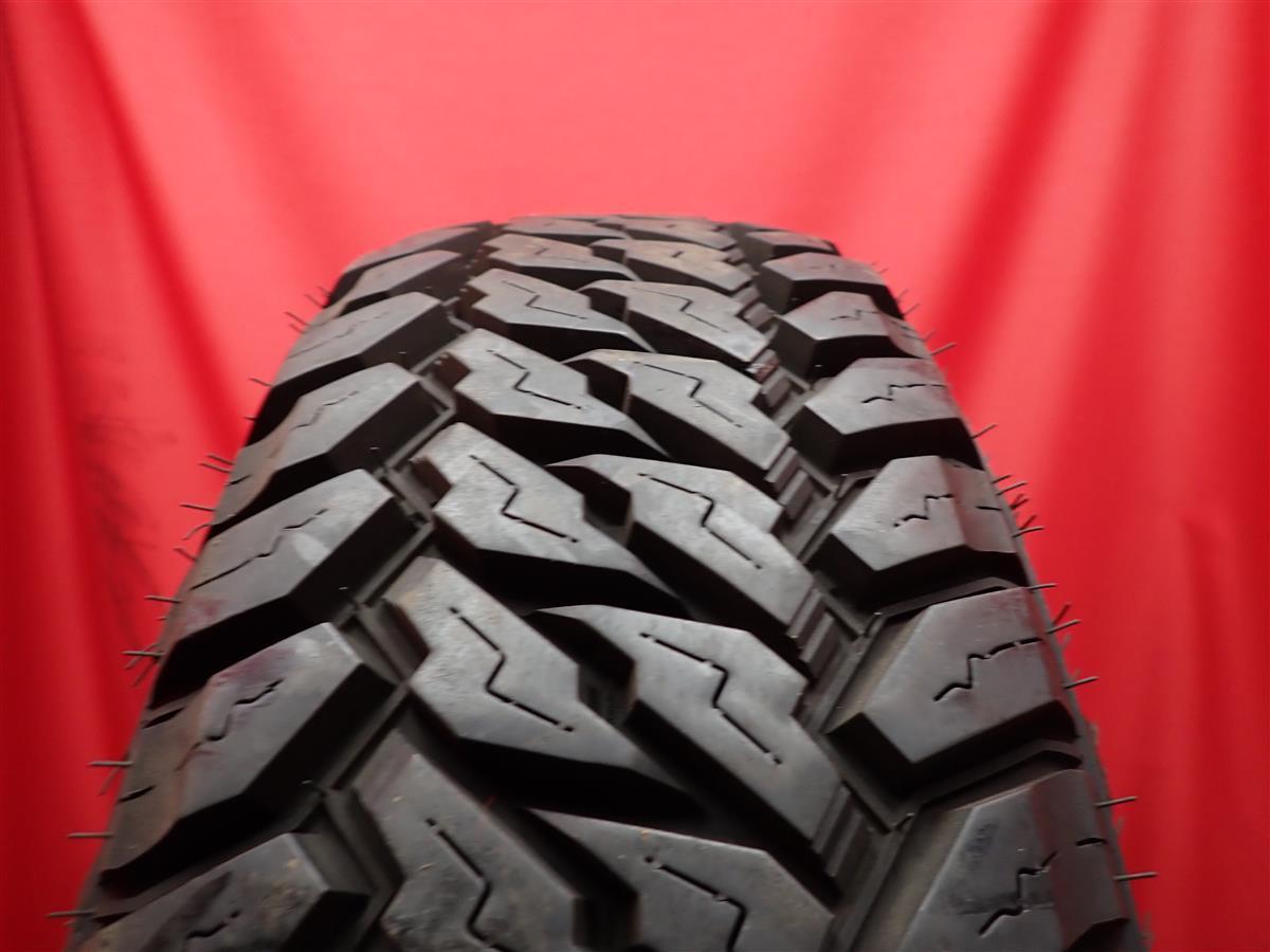 モンスタ マッド ウォーリアー MONSTA MAD WARRIOR 215/70R16 107/105Q8PR RAV4 RVR アウトランダー アウトランダー PHEV アストロ エクリプスクロス エスケープ エレメント クルーガー サファリ デリカ D:5 トリビュート ハリアー パジェロ イオ ランドクルーザー