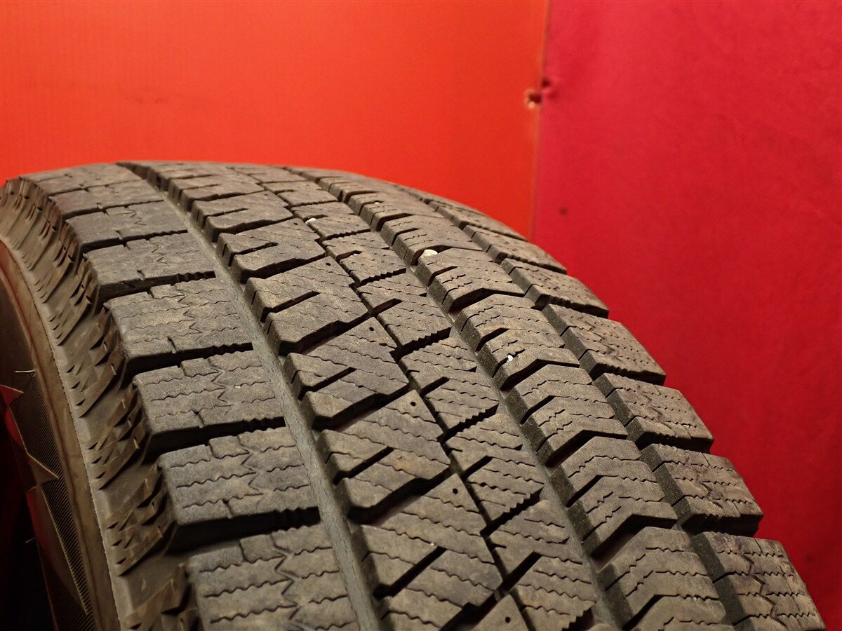 �֥�¥��ȥ� �֥ꥶ�å� VRX2 BRIDGESTONE BLIZZAK VRX2 185/65R15 88Q 207 207SW 208 600 620 850 900 940 A1 AX A���饹 C3 bB e-NV200 i30 i30cw ������ ���٥ˡ��� ���ꥪ�� ������ �����󥰥����� ��������ƥ��� �����ȥ� �����ꥹ ���ڥ� �������� �������� ����