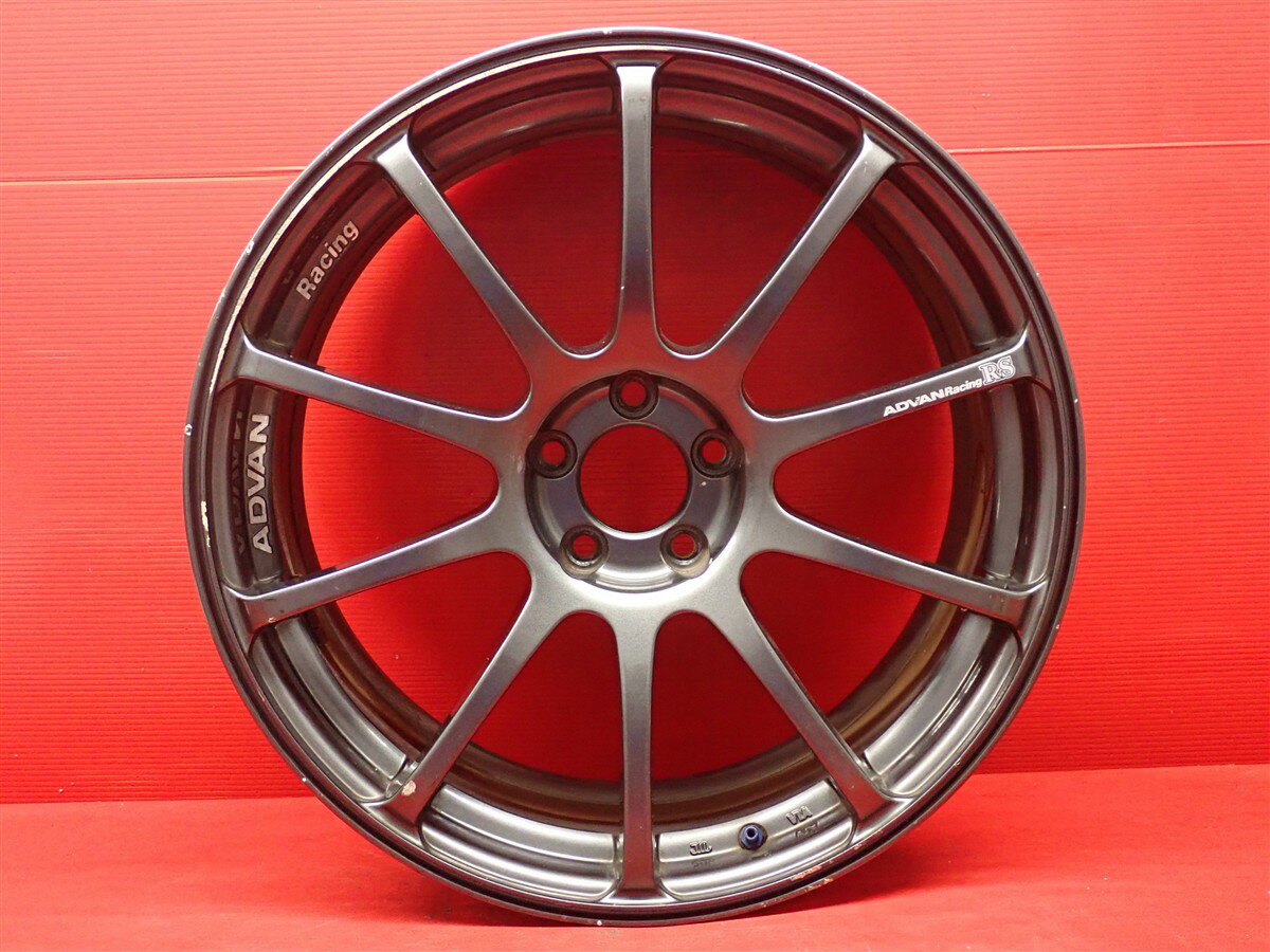 ADVAN(アドバン) レーシング RS 8Jx18 +45 5/100 ガンメタ系