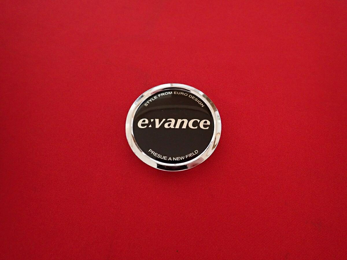 ●商品情報 e:vance 中古センターキャップ1枚の出品です。全体的にキズがあります。プラスチック製、メッキ色×黒色です。刻印 4426K59☆キャップを傷つけてしまった方、破損してしまった方、いつの間にか知らないうちに飛んで行って失くしてしまった方、経年劣化により使用出来なくなってしまった方など、単品でお探しの方におススメです！！☆【寸法・程度について】【程度について】キズ等の程度につきましては画像にてご確認ください。表記は省略させて頂いておりますのでご了解ください。【寸法】※すべて実測値です画像にてご確認下さい。測定個所は下記の部分となります。全幅(直径)・裏面取付部径・厚さ(高さ)ジャンクCP5206766 社外 キャップ 商品番号 P005206766 （お問い合わせの際にはこの番号をお伝え下さい） 部品名 キャップ 証明書 無 保証書 なし 取扱説明書 無 当店評価 ジャンクC スペック 送料（税別） 1,000円 ※沖縄県や離島の場合は中継料が加算されます 当店は中古専門店です。商品画像をよくご確認の上ご購入下さい。 お気に召しませんでしたか？ 当店には数万点の商品があります。 他の商品もぜひご検討ください。 この店舗の他の商品も見てみる