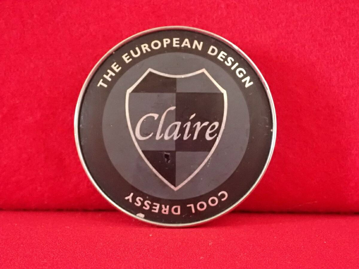 ●商品情報 Claire 中古センターキャップ1枚の出品です。全体的にキズ、ハゲまたは色の浮きがあります。プラスチック製です。刻印 C1-VOLTEC 01 R0 C-BT001-S C-BT001-C☆キャップを傷つけてしまった方、破損してしまった方、いつの間にか知らないうちに飛んで行って失くしてしまった方、経年劣化により使用出来なくなってしまった方など、単品でお探しの方におススメです！！☆【寸法・程度について】【程度について】キズ等の程度につきましては画像にてご確認ください。表記は省略させて頂いておりますのでご了解ください。【寸法】※すべて実測値です画像にてご確認下さい。測定個所は下記の部分となります。全幅(直径)・裏面取付部径・厚さ(高さ)ジャンクCP5207347 社外 センターキャップ 商品番号 P005207347 （お問い合わせの際にはこの番号をお伝え下さい） 部品名 センターキャップ 証明書 無 保証書 なし 取扱説明書 無 当店評価 ジャンクC スペック 送料（税別） 1,000円 ※沖縄県や離島の場合は中継料が加算されます 当店は中古専門店です。商品画像をよくご確認の上ご購入下さい。 お気に召しませんでしたか？ 当店には数万点の商品があります。 他の商品もぜひご検討ください。 この店舗の他の商品も見てみる