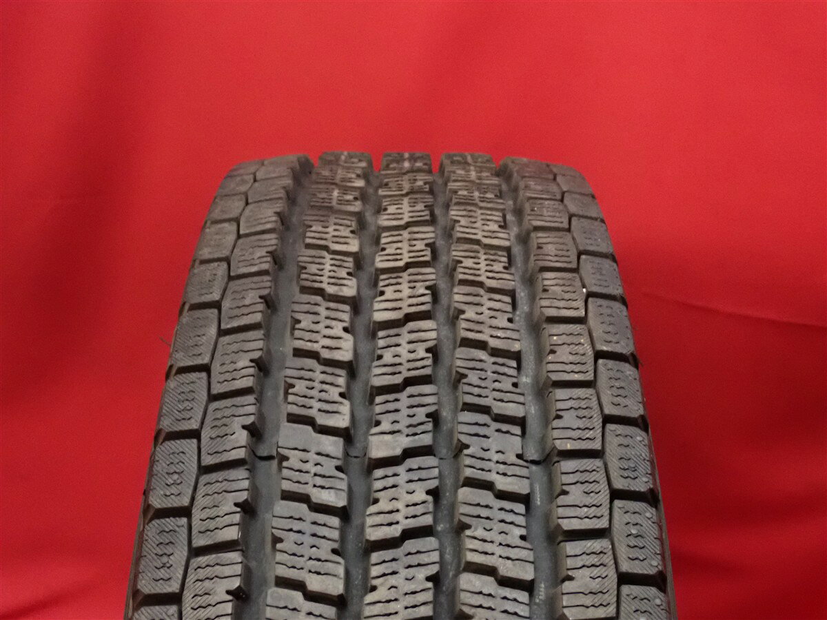 楽天市場】スタッドレス キャラバン 195/80r15 中古の通販
