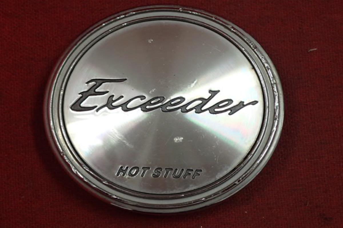 ●商品情報 Exceeder　センターキャップ1枚画像の物が全てです。中古品の為、傷・サビ・シミ等ある物もございます。程度は画像にて確認して下さい。お探しの方、この機会に是非どうぞ！ジャンクBP3865総額 700円+消費税 送料 1000円+消費税 社外 キャップ 商品番号 P000003865 （お問い合わせの際にはこの番号をお伝え下さい） 部品名 キャップ 証明書 無 保証書 なし 取扱説明書 無 当店評価 ジャンクB スペック 送料（税別） 1,000円 ※沖縄県や離島の場合は中継料が加算されます 当店は中古専門店です。商品画像をよくご確認の上ご購入下さい。 お気に召しませんでしたか？ 当店には数万点の商品があります。 他の商品もぜひご検討ください。 この店舗の他の商品も見てみる