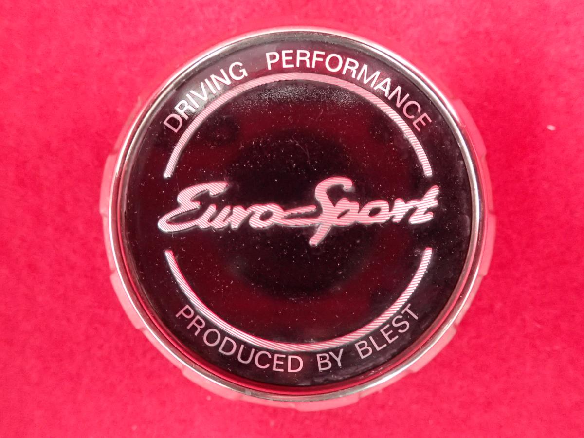 ●商品情報 Euro Spart 中古センターキャップ1枚の出品です。☆キャップを傷つけてしまった方、破損してしまった方、いつの間にか知らないうちに飛んで行って失くしてしまった方、経年劣化により使用出来なくなってしまった方など、単品でお探しの方におススメです！！☆【寸法・程度について】【程度について】キズ等の程度につきましては画像にてご確認ください。表記は省略させて頂いておりますのでご了解ください。【寸法】※すべて実測値です画像にてご確認下さい。測定個所は下記の部分となります。全幅(直径)裏面取付部径厚さ(高さ)ジャンクAP4630商品 1000円+消費税 送料 1000円+消費税 社外 キャップ 商品番号 P000004630 （お問い合わせの際にはこの番号をお伝え下さい） 部品名 キャップ 証明書 無 保証書 なし 取扱説明書 無 当店評価 ジャンクA スペック 送料（税別） 1,000円 ※沖縄県や離島の場合は中継料が加算されます 当店は中古専門店です。商品画像をよくご確認の上ご購入下さい。 お気に召しませんでしたか？ 当店には数万点の商品があります。 他の商品もぜひご検討ください。 この店舗の他の商品も見てみる