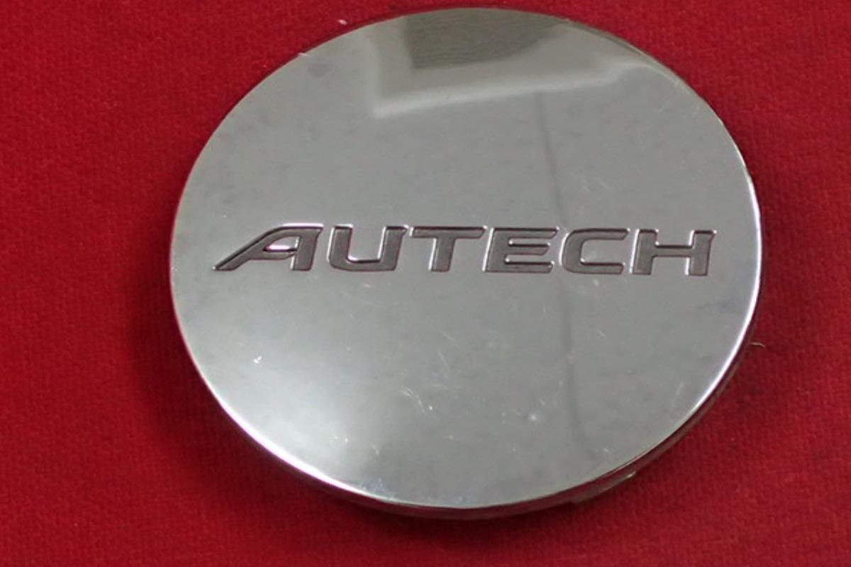 ●商品情報 ニッサン純正　AUTECH　センターキャップ1枚画像の物が全てです。中古品の為、傷・サビ・シミ等ある物もございます。程度は画像にて確認して下さい。お探しの方、この機会に是非どうぞ！ジャンクAP3145総額 2000円+消費税 送料 1000円+消費税 ニッサン 純正キャップ 商品番号 P000003145 （お問い合わせの際にはこの番号をお伝え下さい） 部品名 純正キャップ 証明書 無 保証書 なし 取扱説明書 無 当店評価 ジャンクA スペック 送料（税別） 1,000円 ※沖縄県や離島の場合は中継料が加算されます 当店は中古専門店です。商品画像をよくご確認の上ご購入下さい。 お気に召しませんでしたか？ 当店には数万点の商品があります。 他の商品もぜひご検討ください。 この店舗の他の商品も見てみる