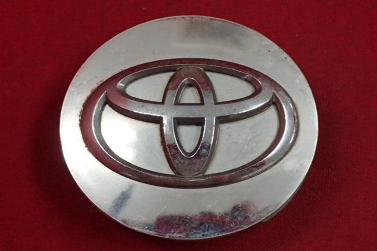 トヨタ 純正キャップ