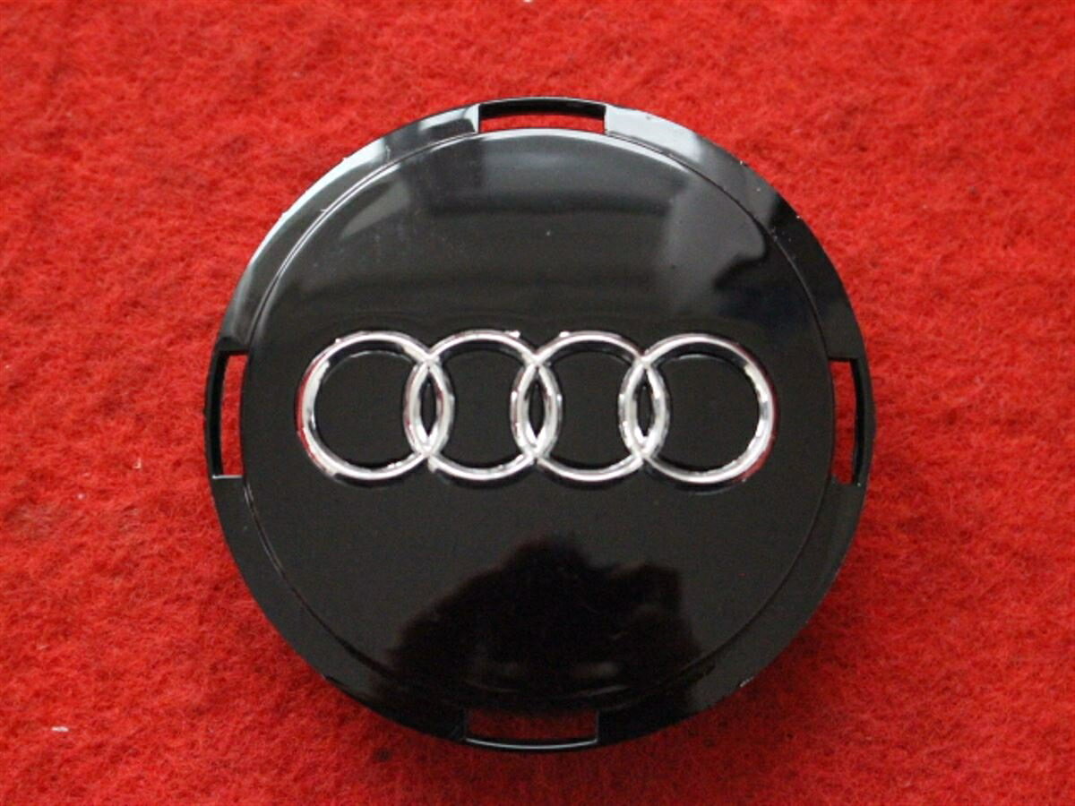 アウディ 純正キャップ
