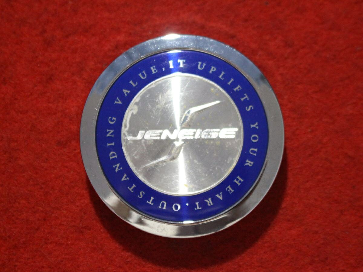 ●商品情報 JENEIGE中古センターキャップ1枚の出品です。キズ、シミがあります。プラスチック製、銀色、青色です。刻印 CAP M-954 ABS+PC☆キャップを傷つけて.しまった方、破損してしまった方、いつの間にか知らないうちに飛んで行って失くしてしまった方、経年劣化により使用出来なくなってしまった方など、単品でお探しの方におススメです！！☆【寸法・程度について】【程度について】キズ等の程度につきましては画像にてご確認ください。表記は省略させて頂いておりますのでご了解ください。【寸法】※すべて実測値です画像にてご確認下さい。測定個所は下記の部分となります。全幅(直径)・裏面取付部径・厚さ(高さ)ジャンクBP5202791送料 1100円（税込） 社外 キャップ 商品番号 P005202791 （お問い合わせの際にはこの番号をお伝え下さい） 部品名 キャップ 証明書 無 保証書 なし 取扱説明書 無 当店評価 ジャンクB スペック 送料（税別） 1,000円 ※沖縄県や離島の場合は中継料が加算されます 当店は中古専門店です。商品画像をよくご確認の上ご購入下さい。 お気に召しませんでしたか？ 当店には数万点の商品があります。 他の商品もぜひご検討ください。 この店舗の他の商品も見てみる