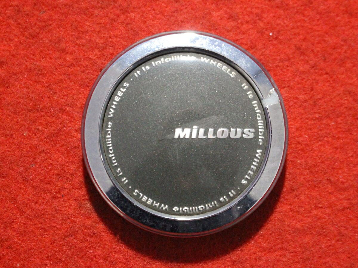 ●商品情報 MILLOUS中古センターキャップ1枚の出品です。全体的にキズ、シミ、ハゲがあります。プラスチック製、黒色、メッキ色です。刻印 BC-783B ABS+PC ☆キャップを傷つけて.しまった方、破損してしまった方、いつの間にか知らないうちに飛んで行って失くしてしまった方、経年劣化により使用出来なくなってしまった方など、単品でお探しの方におススメです！！☆【寸法・程度について】【程度について】キズ等の程度につきましては画像にてご確認ください。表記は省略させて頂いておりますのでご了解ください。【寸法】※すべて実測値です画像にてご確認下さい。測定個所は下記の部分となります。全幅(直径)・裏面取付部径・厚さ(高さ)ジャンクCP5202809送料 1100円（税込） 社外 キャップ 商品番号 P005202809 （お問い合わせの際にはこの番号をお伝え下さい） 部品名 キャップ 証明書 無 保証書 なし 取扱説明書 無 当店評価 ジャンクC スペック 送料（税別） 1,000円 ※沖縄県や離島の場合は中継料が加算されます 当店は中古専門店です。商品画像をよくご確認の上ご購入下さい。 お気に召しませんでしたか？ 当店には数万点の商品があります。 他の商品もぜひご検討ください。 この店舗の他の商品も見てみる