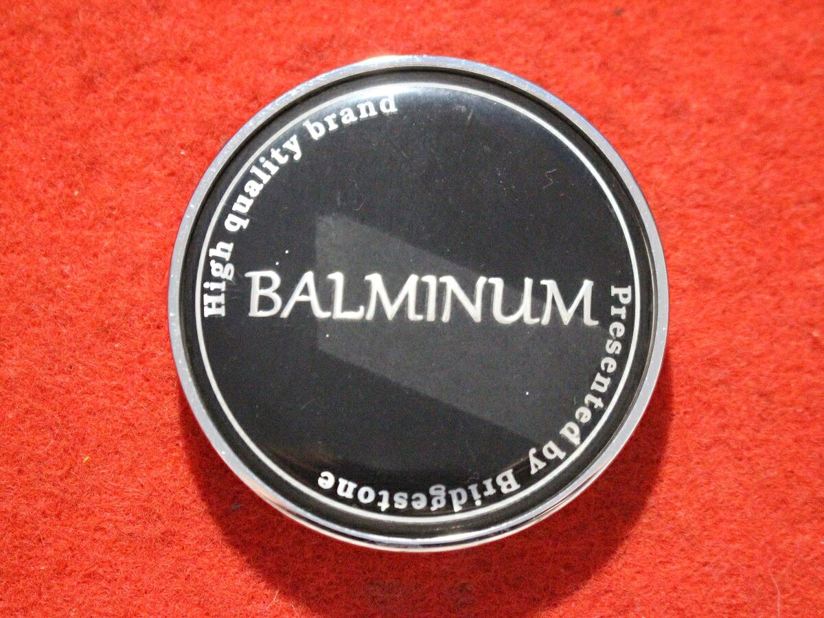●商品情報 BALMINUM中古センターキャップ1枚の出品です。キズ、変色又はくすみがあります。プラスチック製、黒色です。刻印 59051340F-2 ABS+PC B/N.S 31501046☆キャップを傷つけて.しまった方、破損してしまった方、いつの間にか知らないうちに飛んで行って失くしてしまった方、経年劣化により使用出来なくなってしまった方など、単品でお探しの方におススメです！！☆【寸法・程度について】【程度について】キズ等の程度につきましては画像にてご確認ください。表記は省略させて頂いておりますのでご了解ください。【寸法】※すべて実測値です画像にてご確認下さい。測定個所は下記の部分となります。全幅(直径)・裏面取付部径・厚さ(高さ)ジャンクBP5203151送料 1100円（税込） 社外 センターキャップ 商品番号 P005203151 （お問い合わせの際にはこの番号をお伝え下さい） 部品名 センターキャップ 証明書 無 保証書 なし 取扱説明書 無 当店評価 ジャンクB スペック 送料（税別） 1,000円 ※沖縄県や離島の場合は中継料が加算されます 当店は中古専門店です。商品画像をよくご確認の上ご購入下さい。 お気に召しませんでしたか？ 当店には数万点の商品があります。 他の商品もぜひご検討ください。 この店舗の他の商品も見てみる