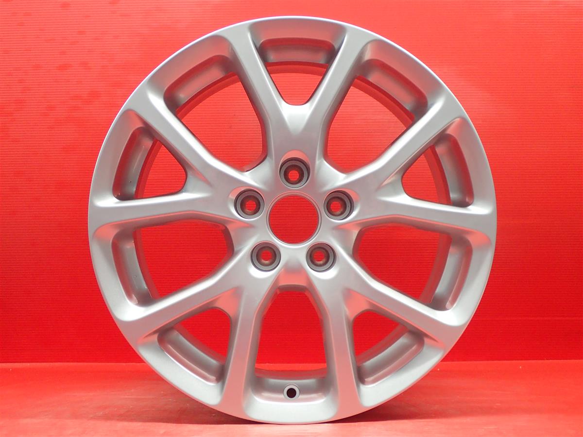 ジープ チェロキー(KL系)純正17inch 7Jx17 +41 5/110 シルバー(銀色)系