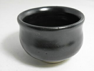 漆黒　丸 湯のみ 　文部大臣奨励賞受賞作家 荒川明作 　 こだわりのギフト 還暦祝い などの贈り物に最適 無料ラッピング myu-1
