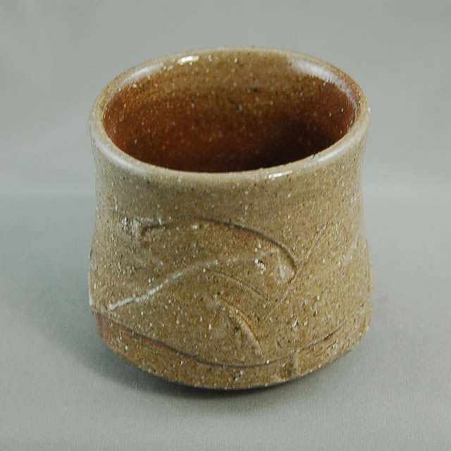 薪窯 焼締 湯のみ 文部大臣奨励賞受賞作家 荒川明作 こだわりのギフト 還暦祝い などの贈り物に最適 無料ラッピング byu-1