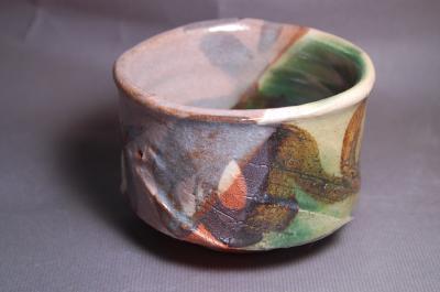 鳴海織部 抹茶茶碗 文部大臣奨励賞受賞作家 荒川明作　木箱付き こだわりのギフト 還暦祝い などの贈り..