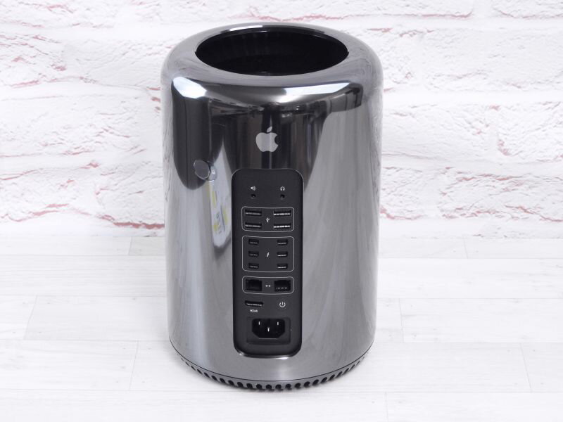 【中古】Bランク Apple MacPro(Late2013) Intel Xeon E5 1680v2(8コア)3Ghz メモリ16GB SSD256GB D700×2