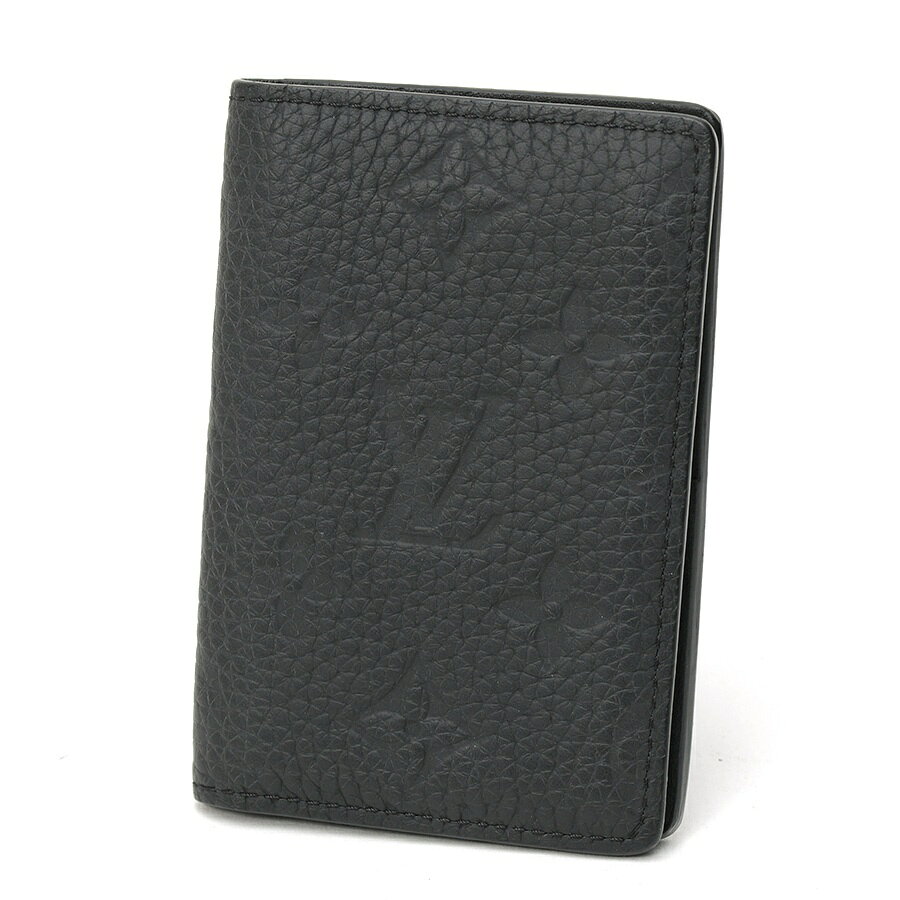 商品情報 在庫コード ITYLFF0HP6H8 ブランド LOUIS VUITTON (ルイヴィトン) モデル カードケース オーガナイザー・ドゥ ポッシュ 型番 M69044 色 ブラック 素材 モノグラム・トリヨン サイズ W7.5×H11.1×D1cm 定価 96,800税込 仕様 カード用ポケット×3 内側にフラットポケット×5 外側にフラットポケット×1 商品ランク 中古(AB) その他詳細 シリアル：RFID 生産国：フランス 付属品：なし　※本体のみ 状態：内部見開き、カード痕、 　　　カード当り痕、擦れ、 　　　シワあり 　　　曲部コバにヒビあり 【配送に関して】 配送業者はヤマト運輸となります。但し、ご購入金額が30万円以上の場合は佐川急便となります。 【ご購入に関して】 30万円以上のお支払いは「クレジットカード」又は「お振込み」がご利用頂けます。※代金引換（代引き手数料を含め、30万円未満のみ利用可）はご利用頂けません。 【お色について】 掲載画像はデジタルカメラで撮影している関係上、実際の色合いと若干異なる場合がございます。あらかじめ、ご了承下さい。 【品切れについて】 当店は店頭及び、他のサイトでも販売しており、ご注文時に品切れの場合もございます。あらかじめ、ご了承下さい。 商品ランク N 新品 NS 新古品、未使用品　※古物(買取品)を含む S 新品、未使用品同様の品※展示等で微細な傷や汚れがある場合も SA 数回使用程度の非常に状態の良い中古品※時計、ジュエリーは仕上げを施したものを含む A 多少の小・中傷はあるが状態の良い中古品 B 日常で使用していた程度の傷、汚れがある中古品 C 傷や汚れが目立つ中古品 Z アンティーク品