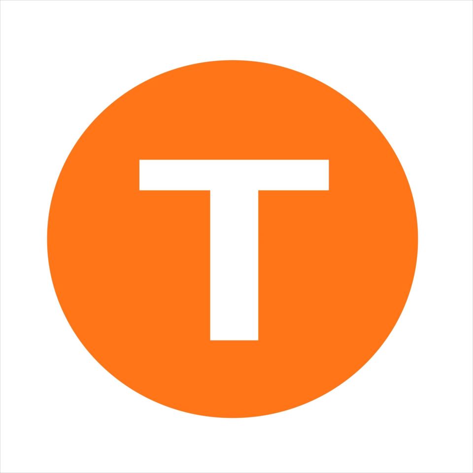 ツールホームズ