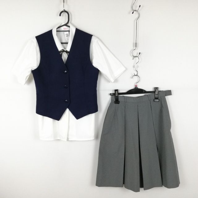 ベスト スカート 紐タイ 上下4点セット 夏物 女子 学生服 中学 高校 紺 制服 中古 ランクC NA2878