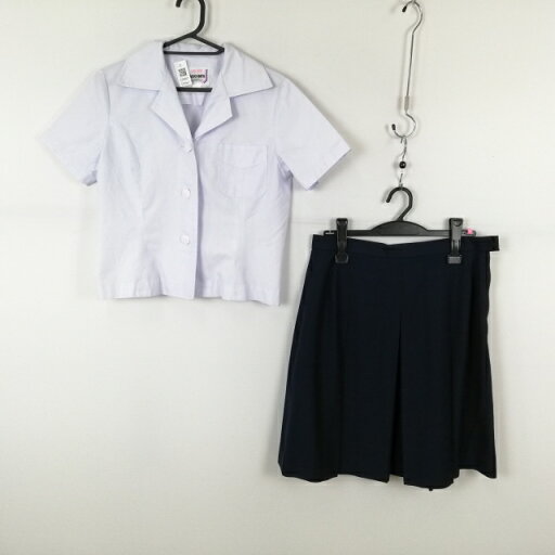 ブラウス スカート 上下2点セット 夏物 女子 学生服 中学 高校 白 制服 中古 ランクC EY8967 ブラウス スカート 上下2点セット 夏物 女子 学生服 中学 高校 白 制服 中古 ランクC EY8967