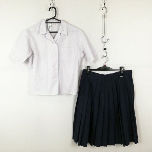 ブラウス スカート 上下2点セット 大きいサイズ カンコー 夏物 女子 学生服 中学 高校 白 制服 中古 ランクC NA0638 ブラウス スカート 上下2点セット 大きいサイズ カンコー 夏物 女子 学生服 中学 高校 白 制服 中古 ランクC NA0638