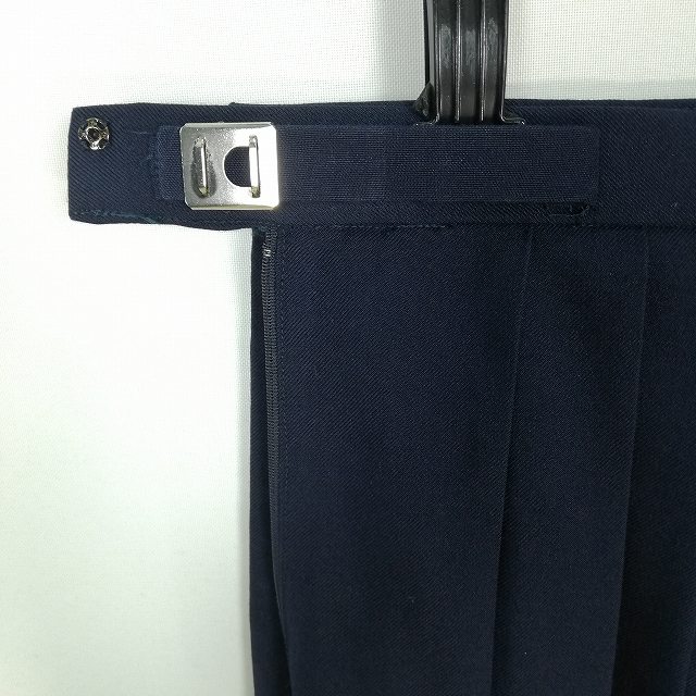 スクールスカート 冬物 w66-丈59 紺 中学 高校 プリーツ 学生服 制服 女子 中古 HK2675