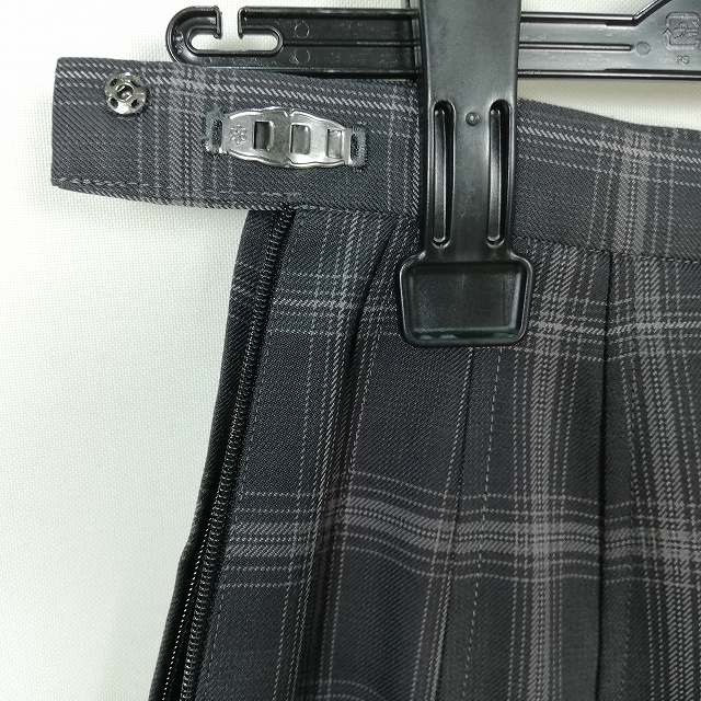 スクールスカート 冬物 w60-丈53 チェック 中学 高校 プリーツ 学生服 制服 女子 中古 HK3600