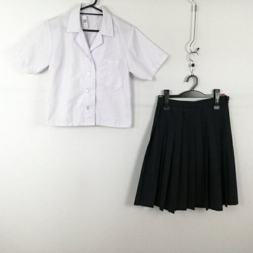 ブラウス スカート 上下2点セット トンボ 夏物 女子 学生服 中学 高校 白 制服 中古 ランクC EY2381 ブラウス スカート 上下2点セット トンボ 夏物 女子 学生服 中学 高校 白 制服 中古 ランクC EY2381