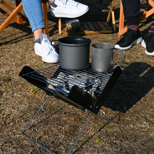 送料無料 焚き火台 ソロ アウトドア キャンプ コンパクト 軽量 焚火台 ファイアスタンド 折りたたみ 初心者 用品 道具 おすすめ ランキング 一式 セット 人気 鉄板 コンロ通販格安セール情報 楽天 通販
