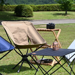 送料無料 アウトドアチェア スウィベルチェア ローチェア アウトドア ソロ キャンプ 360度回転 キャンプ チェア チェアー 軽量 コンパクト コヨーテ 折り畳み 初心者 用品 道具 ギア 女子 おしゃれ おすすめ ランキング 人気 室内 座り心地 料理 一式 セット通販格安セール情報 楽天 通販