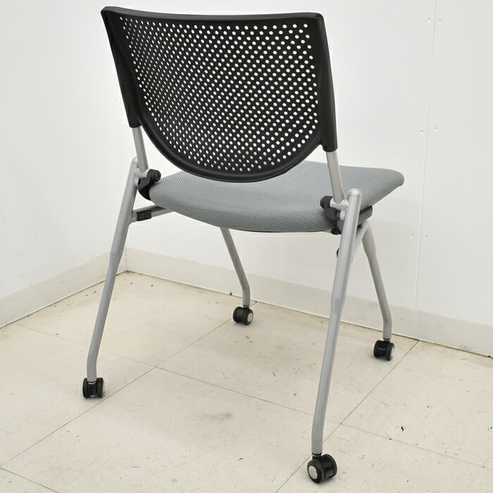 【中古】オカムラ ネスティングチェア プロスタック 幅530 2025040901【中古オフィス家具】 [2]