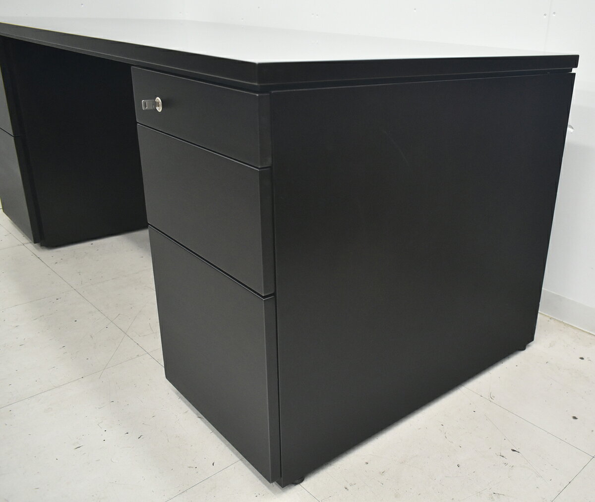【中古】オカムラ　EX-37　役員用両袖デスク　幅1800　2026050101【中古オフィス家具】 auc-tore-tate-10022465 中古オフィス家具のトレタテ サンプル画像3