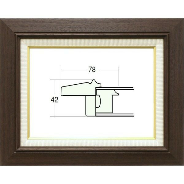 カタログ　パンフレット　リーフレット サイズ絵寸：約530X410mm用の額縁です。 材質木製 仕様本体・ガラス・吊金具・ケース付 商品説明・ご入金確認後、発送に平日で約2〜7日かかります。※壁面用取り付け金具は付属いたしません。必要な場合、こちらよりお選びお伝えください。(金具代別途申し受けます)・掲載写真はサンプル画像です。・売り切れごめん。その他・この額縁の他のサイズ・色等を見る・額縁を絞り込む ・規格外のサイズの額縁は「オーダーフレームを絞り込む」からお選びください 運送費（消費税・梱包費等込み）・送料無料 ※但し離島・沖縄の場合は別途送料が発生することがございますのでお問合せください。 ※梱包サイズ160以上の大型サイズは別途送料がかかります。（約12号以上）よく一緒に検討されている商品の一覧その他・この額縁の他のサイズ・色等を見る・額縁を絞り込む・規格外のサイズの額縁は「オーダーフレームを絞り込む」からお選びくださいサイズ ・絵寸約530X410mm用の額縁です。 材質 ・木製 仕様 ・本体 ガラス 吊金具 ケース付 商品説明 ・ご入金確認後、発送に平日で約2〜7日かかります。 ※壁面用取り付け金具は付属いたしません。 ・掲載写真はサンプル画像です。 ・売り切れごめん。