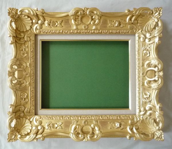 カタログ　パンフレット　リーフレット サイズ絵寸：約410X318mm用の額縁です。 材質木製 仕様本体・アクリル・吊金具・ケース付 黄袋付 商品説明・ご入金確認後、発送に平日で約2〜7日かかります。※壁面用取り付け金具は付属いたしません。必要な場合、こちらよりお選びお伝えください。(金具代別途申し受けます)・掲載写真はサンプル画像です。・売り切れごめん。 その他・この額縁の他のサイズ・色等を見る・額縁を絞り込む ・規格外のサイズの額縁は「オーダーフレームを絞り込む」からお選びください 運送費（消費税・梱包費等込み）・送料無料 ※但し離島・沖縄の場合は別途送料が発生することがございますのでお問合せください。 ※梱包サイズ160以上の大型サイズは別途送料がかかります。（約12号以上）よく一緒に検討されている商品の一覧その他・この額縁の他のサイズ・色等を見る・額縁を絞り込む・規格外のサイズの額縁は「オーダーフレームを絞り込む」からお選びくださいサイズ ・絵寸約410X318mm用の額縁です。 材質 ・成型 仕様 ・本体 アクリル 吊金具 ケース付 商品説明 ・ご入金確認後、発送に平日で約2〜7日かかります。 ※壁面用取り付け金具は付属いたしません。 ・掲載写真はサンプル画像です。 ・売り切れごめん。