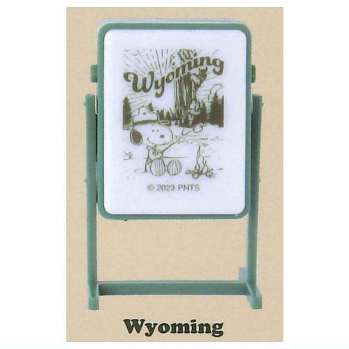 ●この商品のラインナップを全て見る ▼この商品は【Wyoming】のみです。 コミックで初登場から50周年を迎える、ビーグル・スカウトの看板ライトが登場！ ※電池の交換はできません。 英語名：Snoopy PEANUTS Beagle Scout 50th Anniversary Signboard Light IP4 Capsule Toy このシリーズには6種類のラインナップがあります。 お届け商品は、商品名及び画像のものになります。 ・MONTANA ・Wyoming ・Arizona ・50years ・SNOOPY＆Woodstock ・SNOOPY＆The flag キャラクター：スヌーピー サイズ：全高約57mm 材質：ABS 商品状態：新品・カプセル付属・ミニブック付属・内袋は未開封 ■44224 ■メーカー：IP4 ■分類：ガチャガチャ ■code：20230809 ■JAN：4560461214119 ラッピング（プレゼント包装）についてはコチラ 関連アイテムをキーワードで検索！(C)2023 Peanuts Worldwide LLC. www.snoopy.co.jp 備考 ブラインドボックス※1の商品は内容物確認のため、箱の底を開封しておりますが、中袋は未開封です。発送時には商品の入っていた箱はお付けいたします。 ガチャガチャ（ガシャポン）のカプセルフィギュアは、カプセルを取り除き、小袋に商品を入れなおしてお届けいたします。ミニブックは付属いたします。 いずれの商品も新品、未組み立て、中袋未開封となっております。 また、食玩（食品玩具）に付属しているラムネ、ガム、チョコレートなどは賞味期限の関係でお付けしておりません。 ※1　外からでは何が入っているかわからない仕様の物