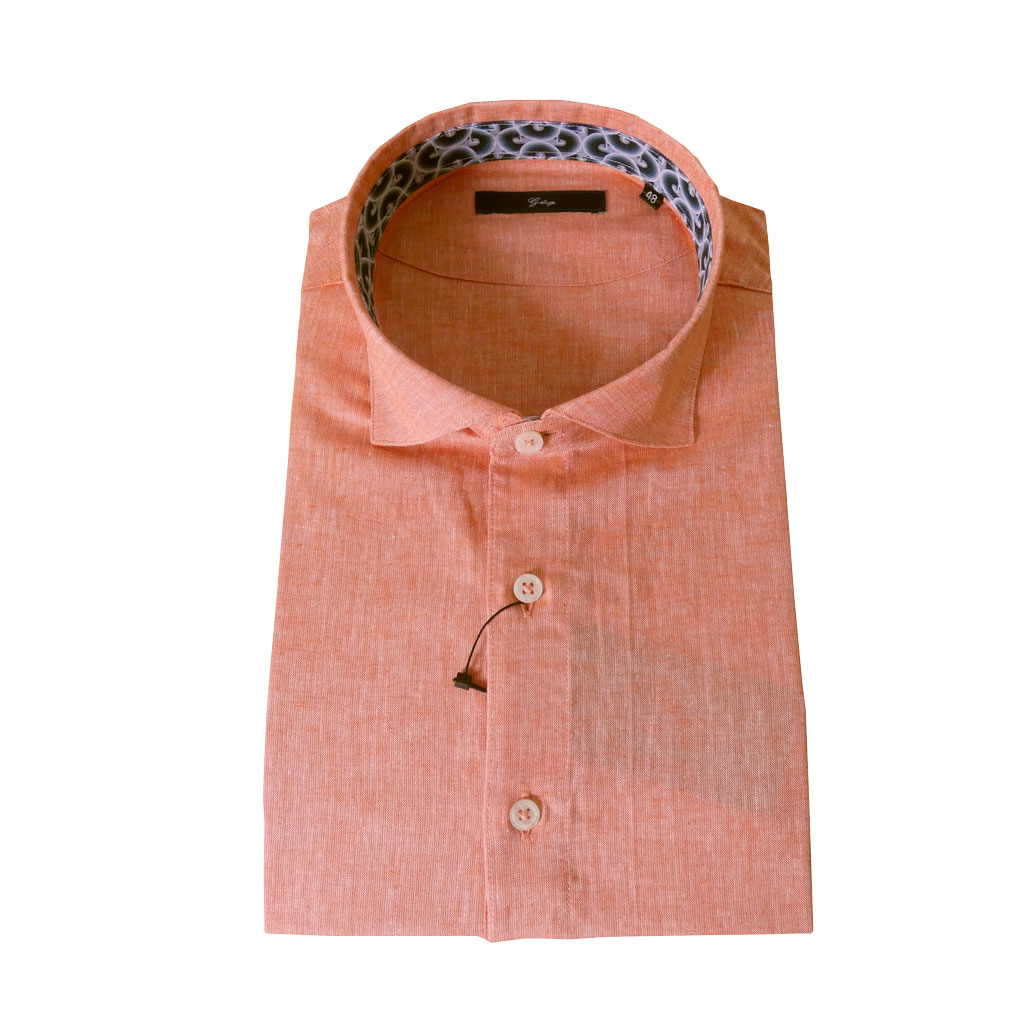 ※Lサイズのみの販売です。 パステルカラーが季節感溢れるコットンリネンのプルオーバーシャツ。 麻の風合いにコットンのハリ感をミックスさせた生地は、通気性が良く、吸水・速乾性に優れているのが特徴です。 暑い夏でもサラリと着用できます。 ネック裏や袖裏にあしらった配色プリントがアクセント。 夏中デイリーに着用できるアイテムです。 ★カラー＝オレンジ系。 ★素材は麻53%、綿47%、VIETNAM製です。 下記が寸法です。 ●L(48)＝身長170〜175cm 身丈75cm 身幅59cm 胴囲58cm 袖丈47cm 裾幅57cm 肩幅48cm [製品仕様] カラー：オレンジ ブランド名：G-stage メーカー型番：- 素材（生地・毛糸）：綿・麻 代表カラー：オレンジ シーズン：春|夏 原産国／製造国：VIETNAM 柄：シャンブレー ファッションテイスト：カジュアル ブランド名（カナ）：ジーステージ