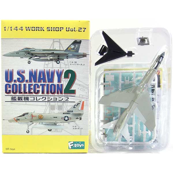 【2S】 エフトイズ 1/144 艦載機コレクション Vol.2 シークレット F-8E/J クルセイダー 第13戦闘飛行隊/第211戦闘飛行隊 アメリカ軍 戦闘機 半完成品 ミニチュア 単品