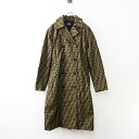 美品 フェンディ FENDI SOPRABITO ZUCCA SOFT TABACCO FF5304 ズッカ柄 ダブルブレストトレンチコート 40┃【2400014608939】【中古】