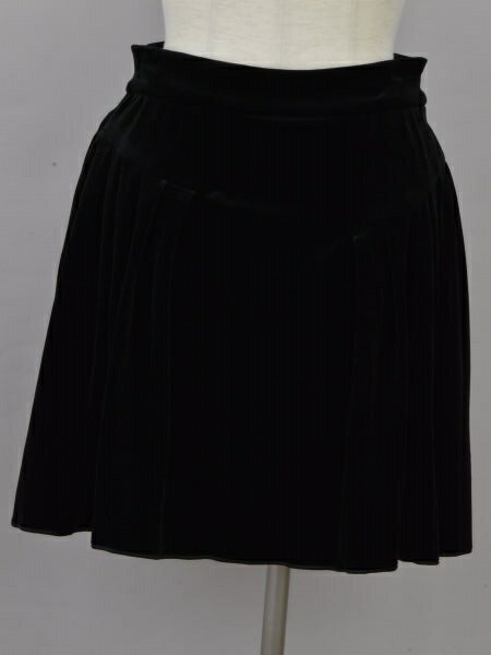 フォクシー VELOUR NOIR by FOXEY NEW YORK スカート ベロア フレア タック ミニ 40サイズ ブラック レディース j_p F-M12082【中古：良品】【ブランド買取販売トリヴァンドラム】210305