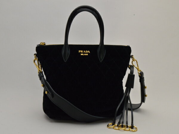 プラダ PRADA 2WAY ハンドバッグ / ショルダーバッグ キルティング ベルベット 1BA073 VELLUTO IMPUNTU NERO GOLD レディース su_p e_u F-YA599【中古：美品】【ブランド買取販売トリヴァンドラム】231107