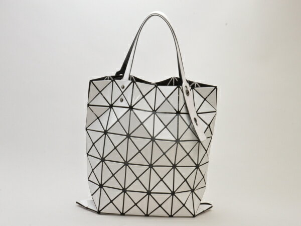 イッセイミヤケ ISSEY MIYAKE バオバオ/BAOBAO ルーセント ベーシックトートバッグ PVC ホワイト レディース j_p F-YA691【中古】【ブランド買取販売トリヴァンドラム】240203