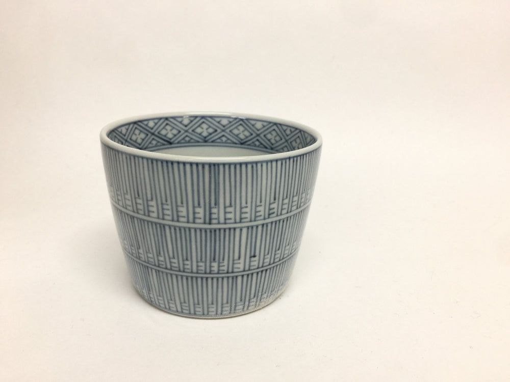 有田焼 李荘窯 蕎麦猪口 暦紋【8.5cm 200cc そば猪口 そばちょこ ソバチョコ つゆ入れ つゆ鉢 素麺 そうめん 蕎麦 小鉢 カップ コップ】